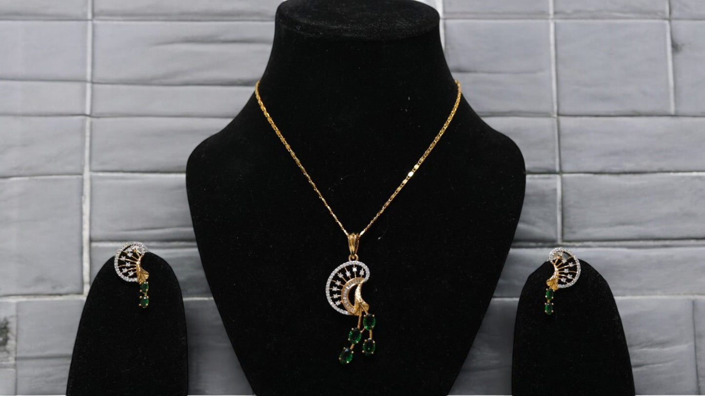 Emerald Swirl Pendant Set