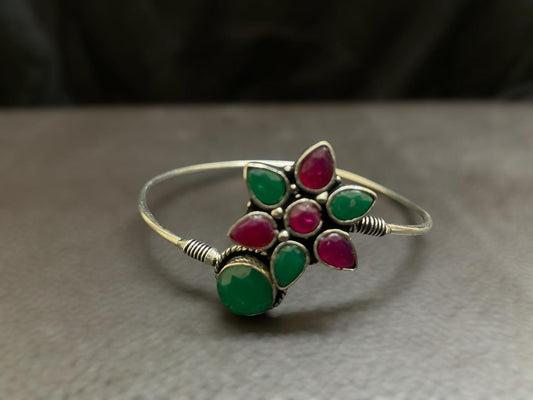 Red & Green Stone Floral Oxidised Bangle