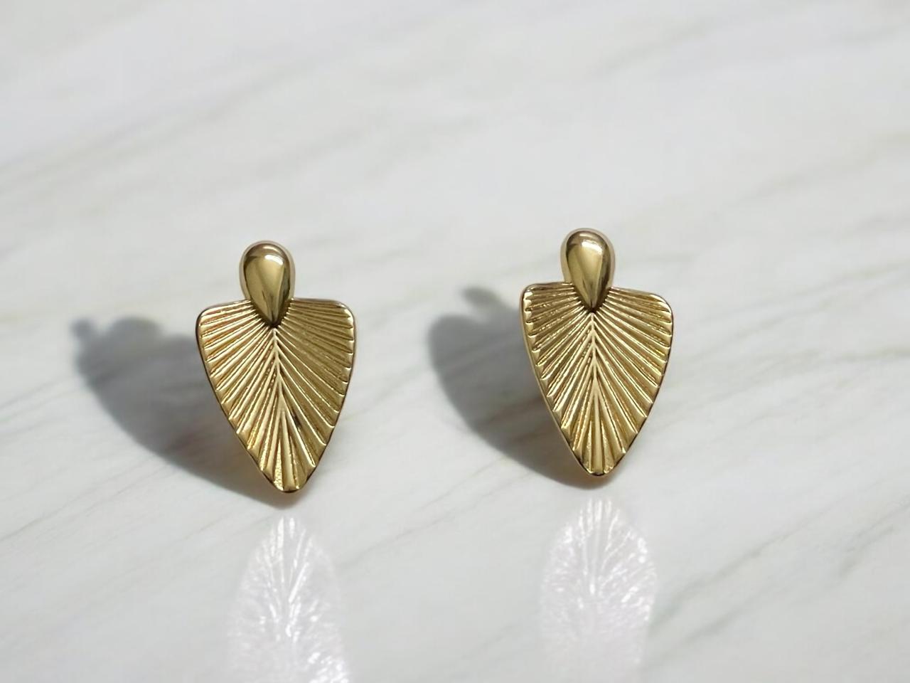 Golden Fan-Edge Studs