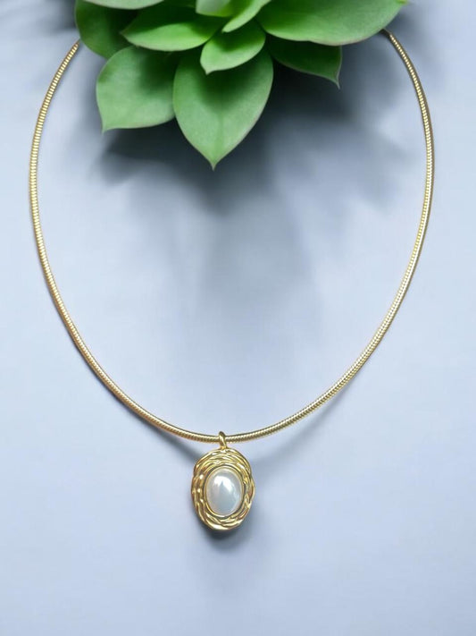 Luna Nest Pearl Hasli Necklace