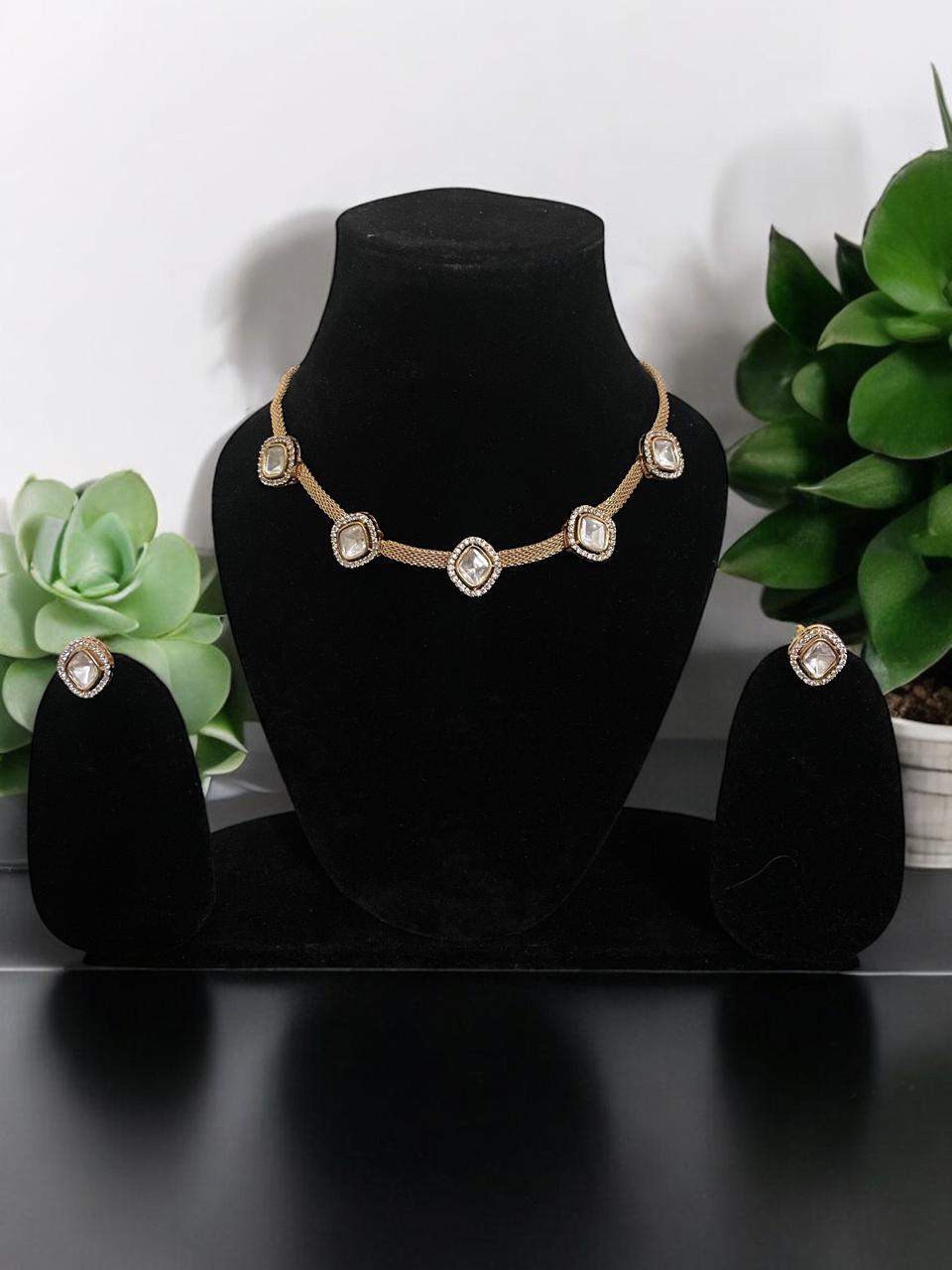 Diamond-Glow Mirror Stone Necklace Set