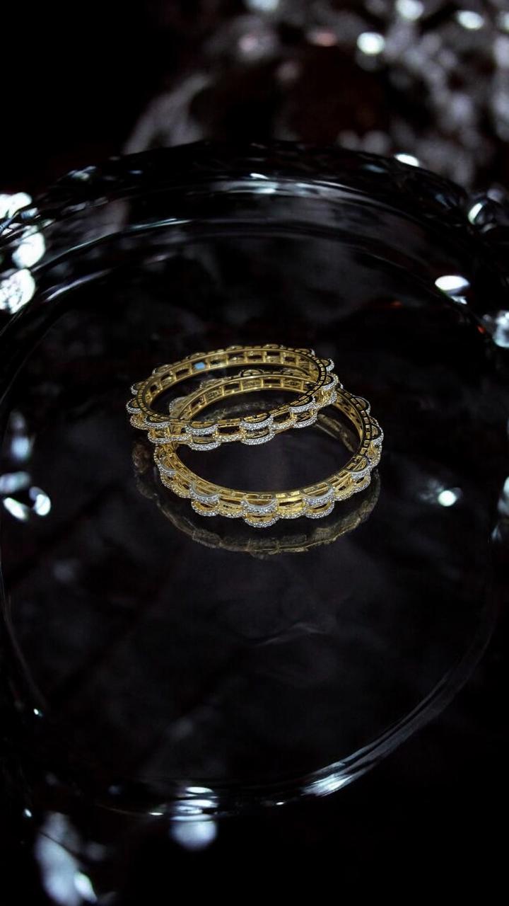 Scalloped CZ Gleam Bangles