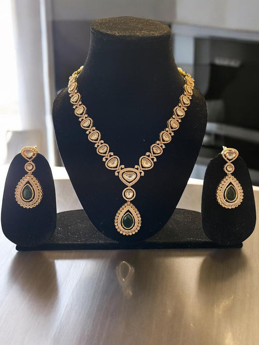 Emerald Green Teardrop Stone Necklace Set