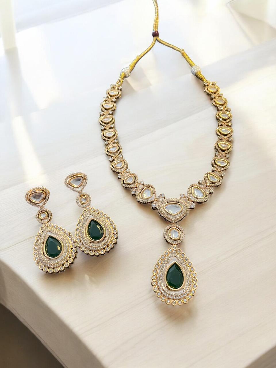 Emerald Green Teardrop Stone Necklace Set