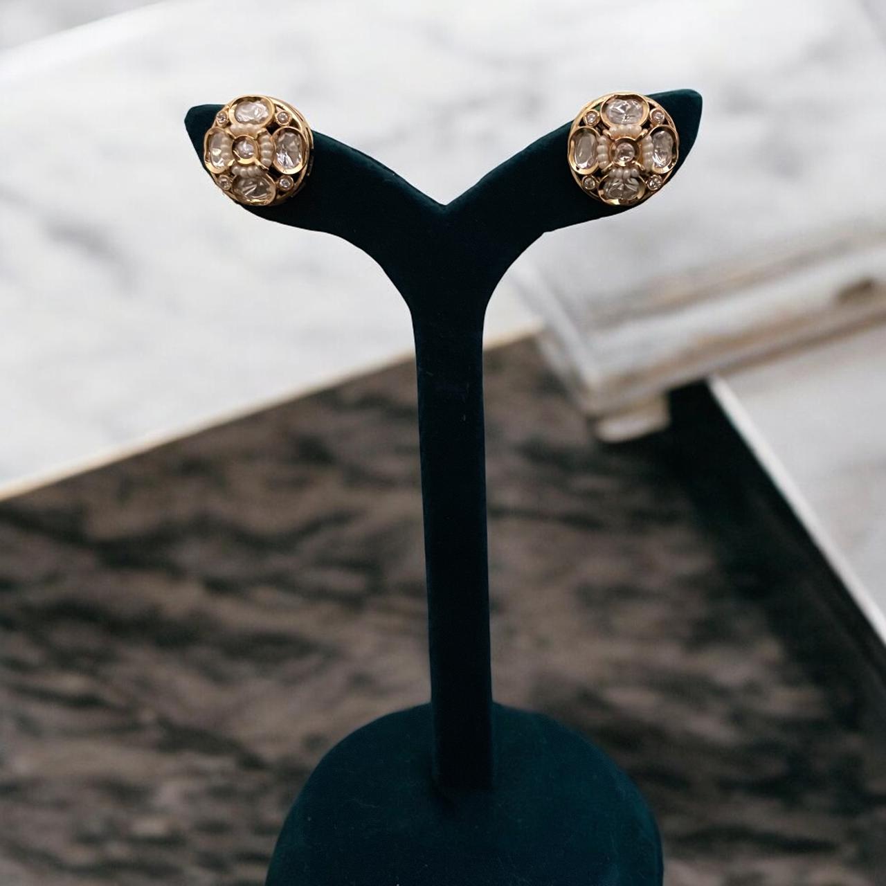 Classic Uncut Stone Round Studs