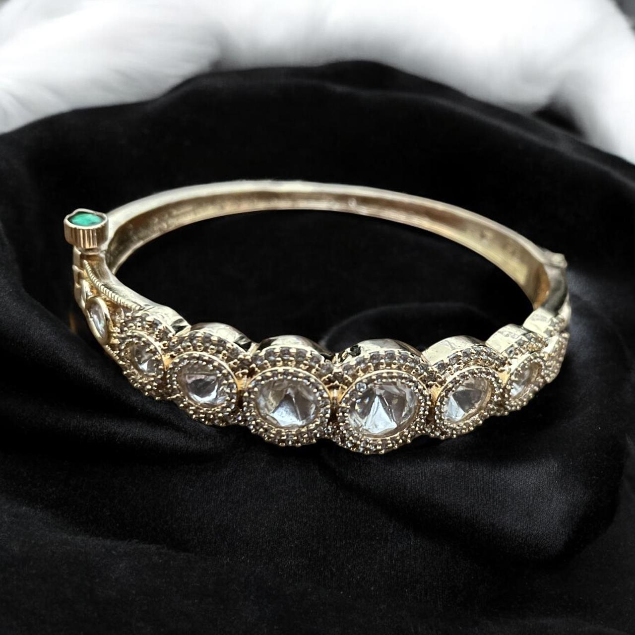 Heritage Dome-Cut Stone Bracelet