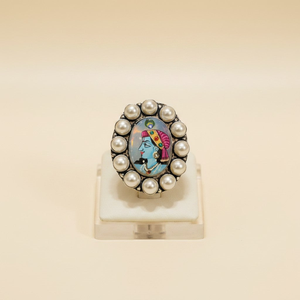 Maharaja Portrait Ring with Tanjore-Inspired Print & Pearl Border