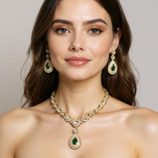Emerald Green Teardrop Stone Necklace Set with Mirror-Cut Accents