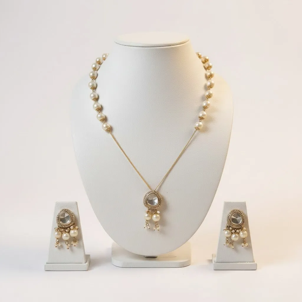 Pearl & Kundan Pendant Necklace Set with Matching Earrings