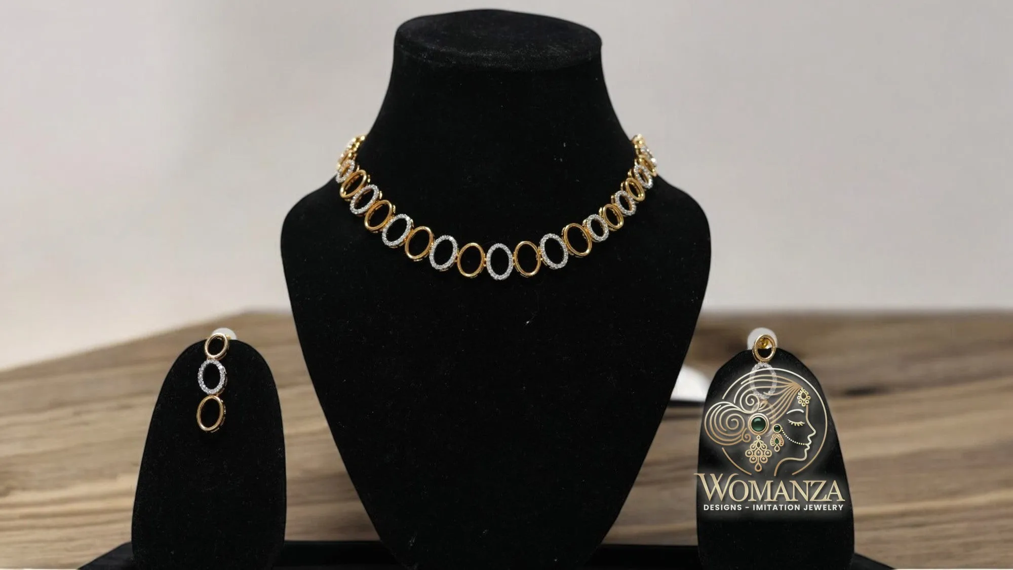 Twilight Oval Link Necklace Set