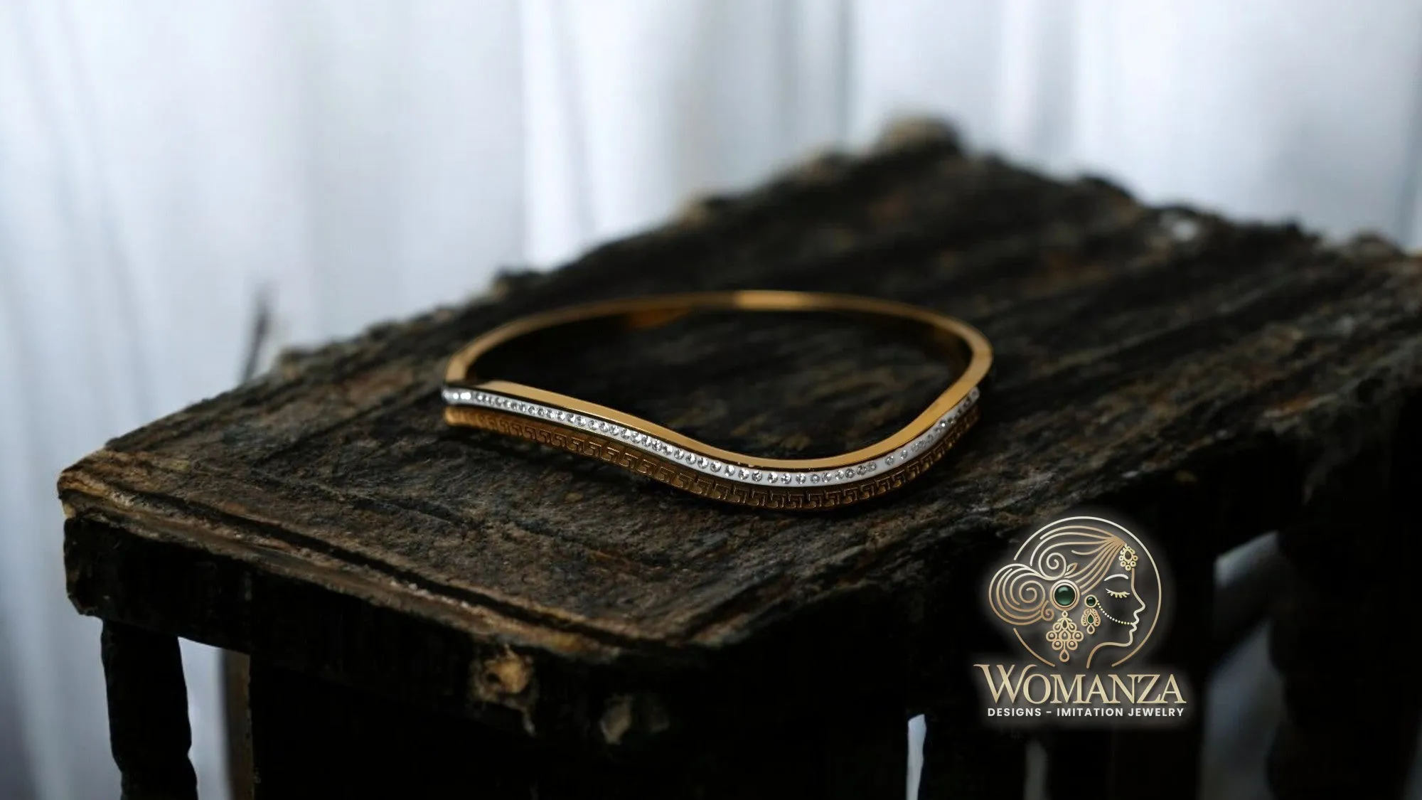 Sleek Wave Crystal-Edged Bracelet