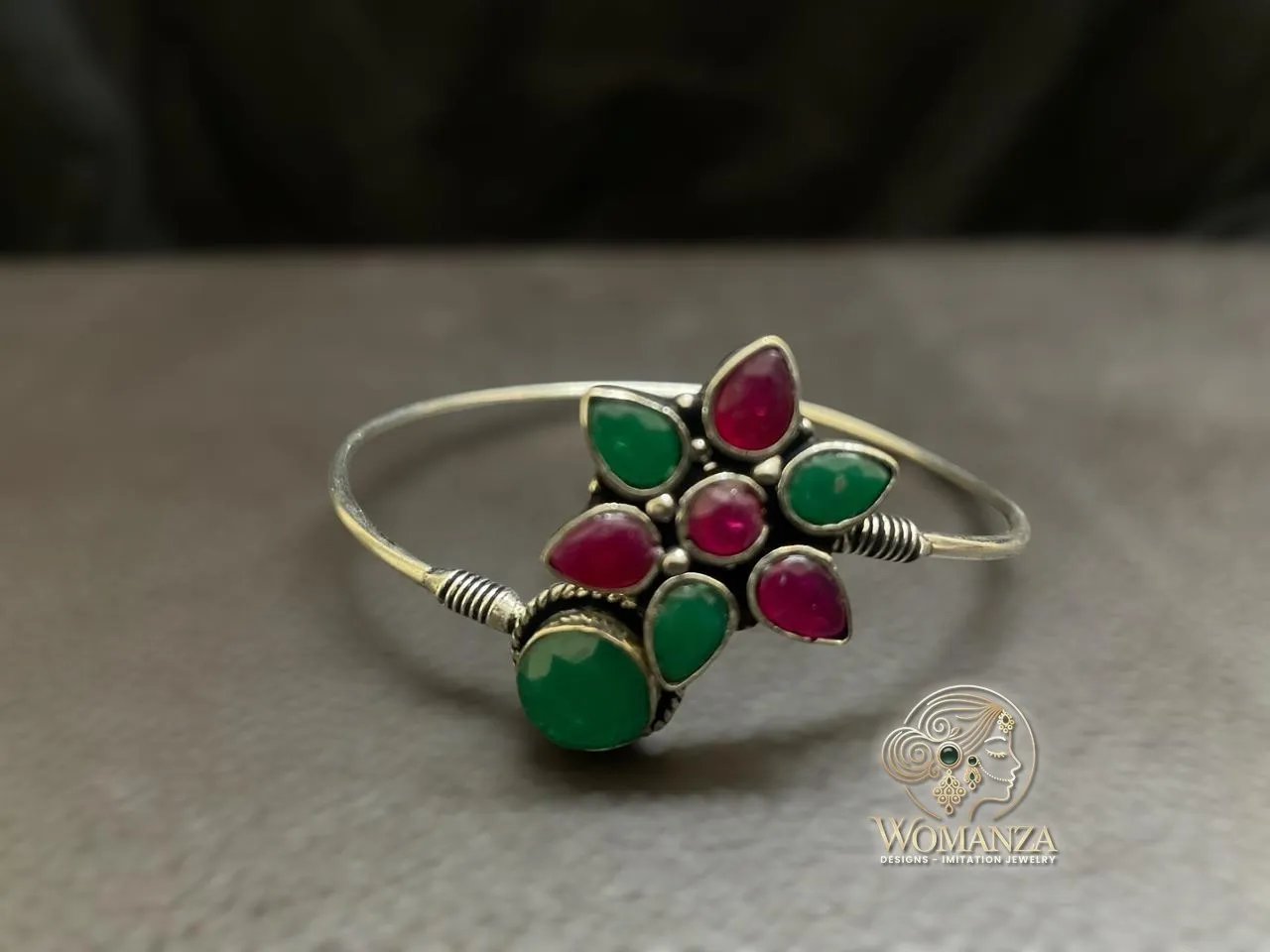 Red & Green Stone Floral Oxidised Adjustable Bangle