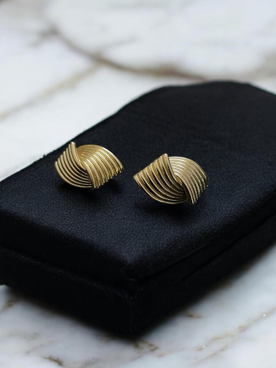 Elegant Office Wear Jewellery