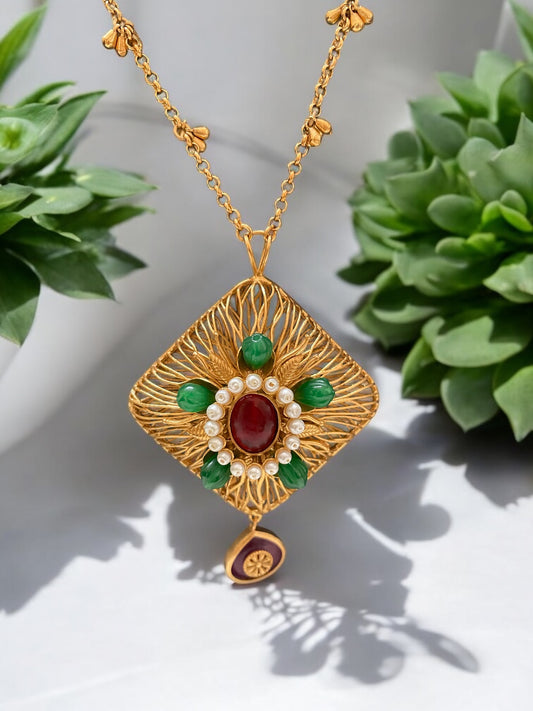 Royal Filigree Heritage Necklace Set