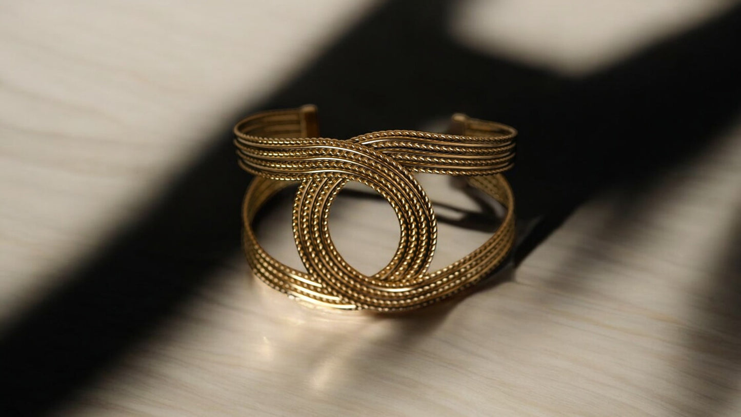 Twisted Rope Circle Cuff Bracelet