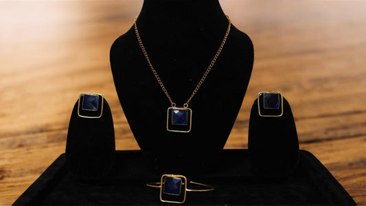 Royal Sapphire Square Jewellery Set