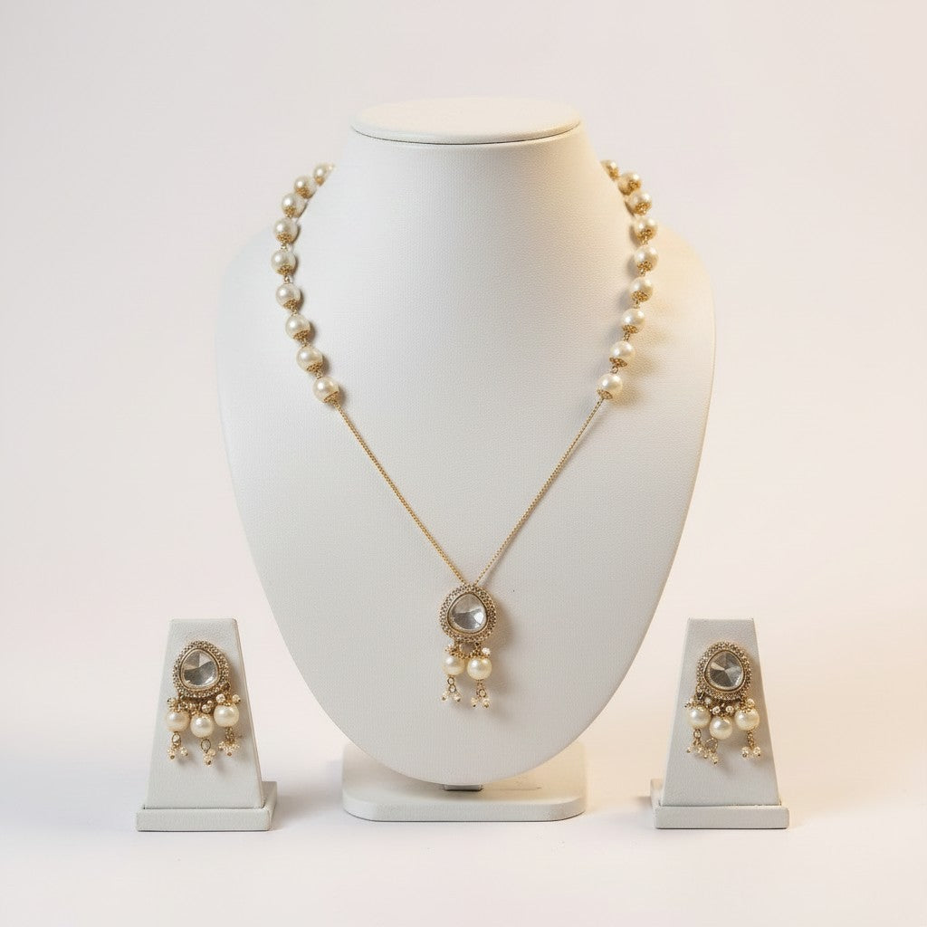 Pearl & Kundan Pendant Necklace Set with Matching Earrings