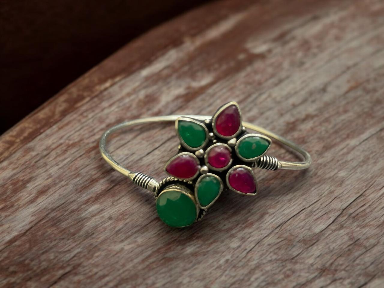 Red & Green Stone Floral Oxidised Bangle