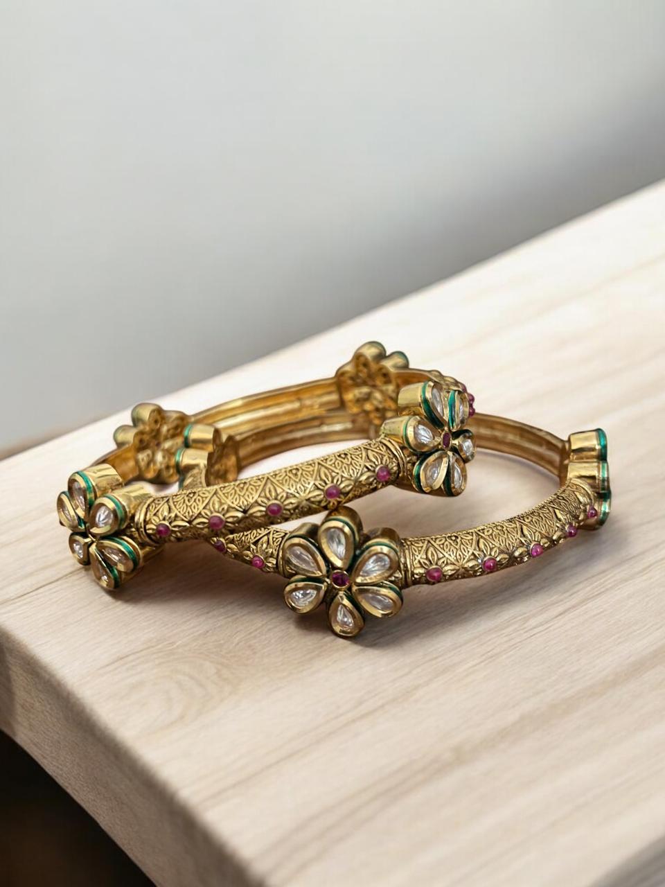 Regal Floral Antique Bangles