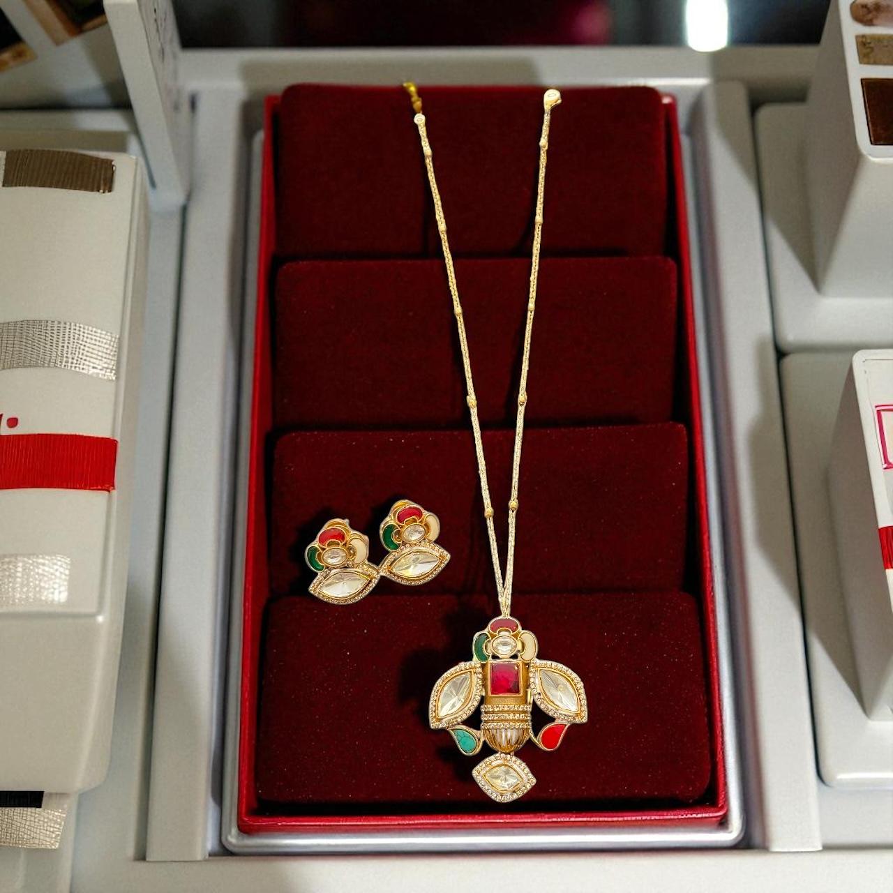 Multicolour Kundan Pendant Necklace with Earrings