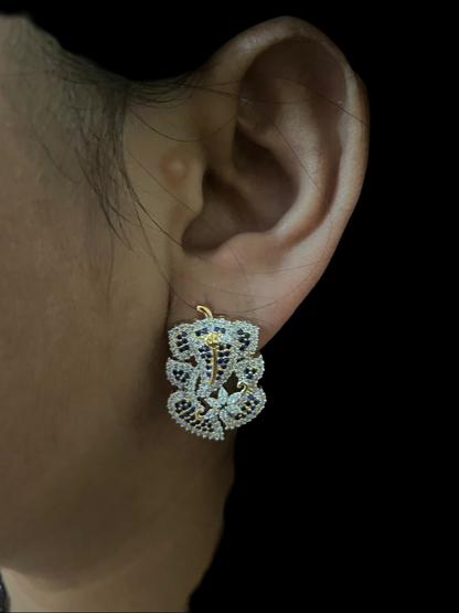 Divine Ganesha Sparkle Pendant Set