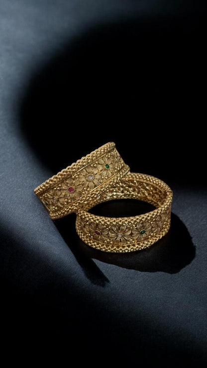 Vintage Floral Mesh Gold Bangles