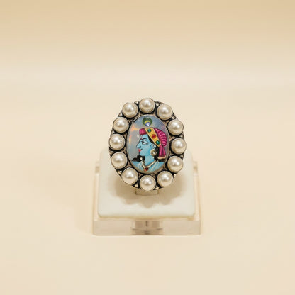 Maharaja Portrait Ring with Tanjore-Inspired Print & Pearl Border