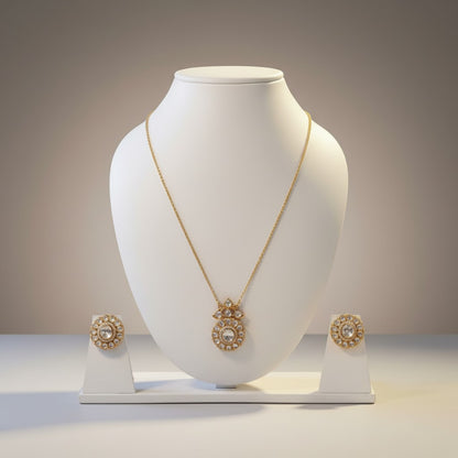 Kundan-Inspired Circular Pendant Necklace Set with Stud Earrings